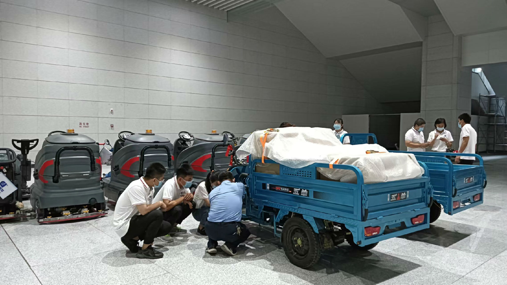 淄博火車站南廣場(chǎng) DJ150SL3.jpg